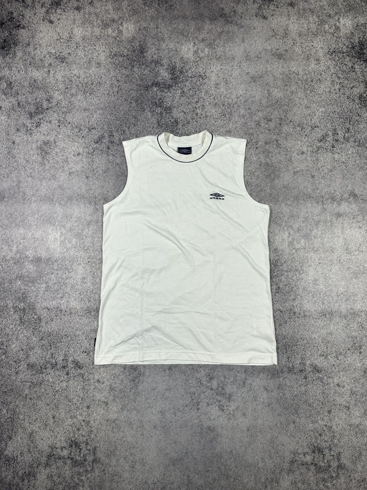 Umbro Vintage Umbro Logo Tank Top Streetwear Style Rare Casual M Size US M / EU 48-50 / 2 - 1 Thumbnail