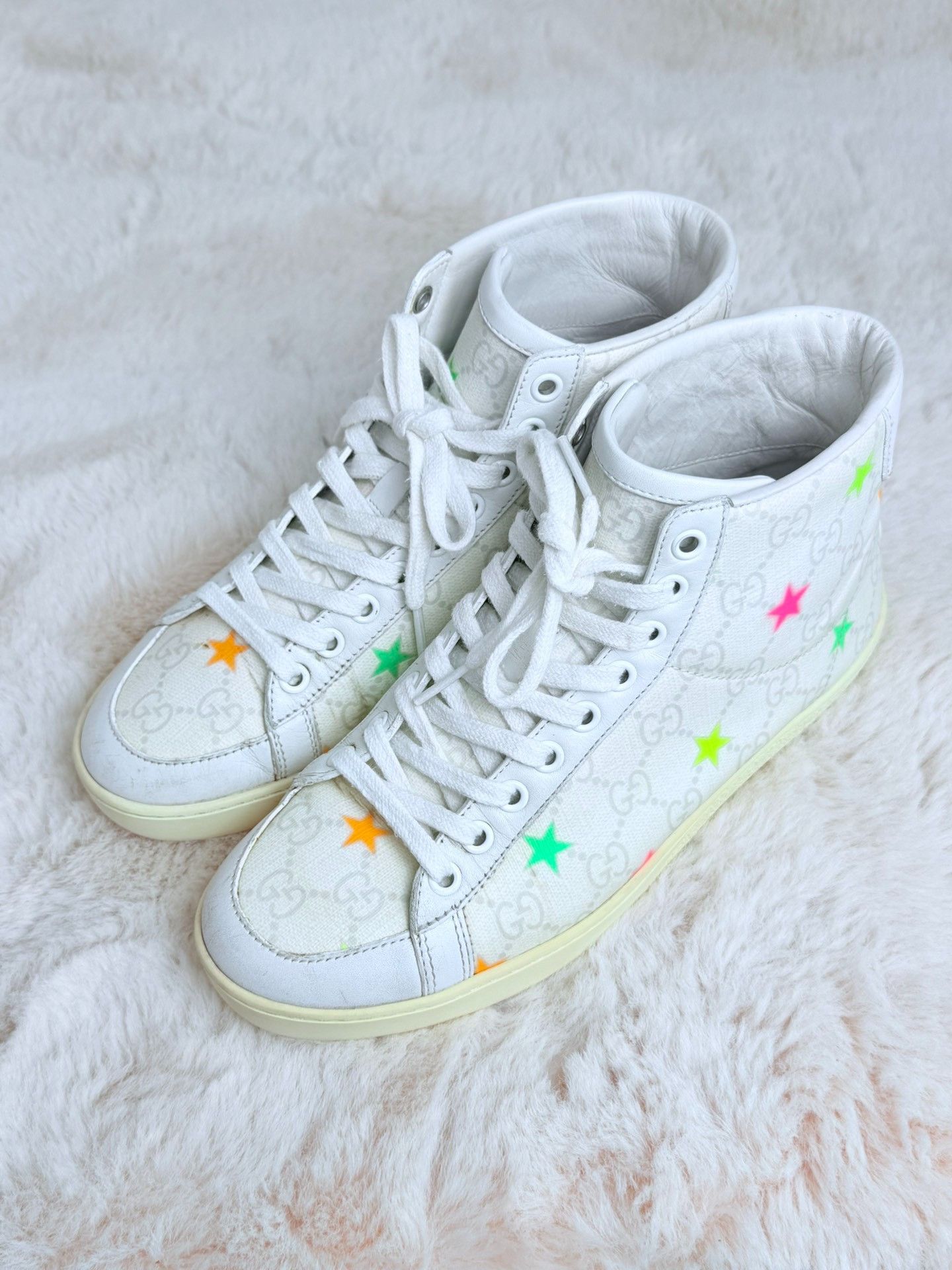 Gucci Gucci White Hitop Sneakers us_5-5 Women Size US 5.5 / IT 35.5 - 1 Thumbnail