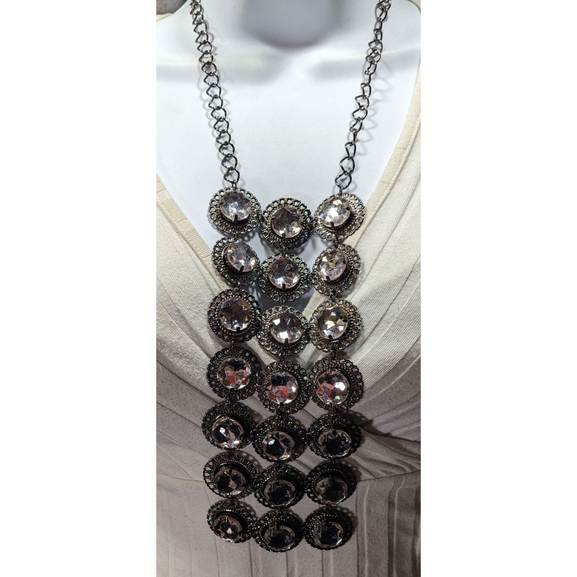 Other Elegant Glam Lightweight Gemmed Silver Tone Statement Neckla Size ONE SIZE - 4 Thumbnail