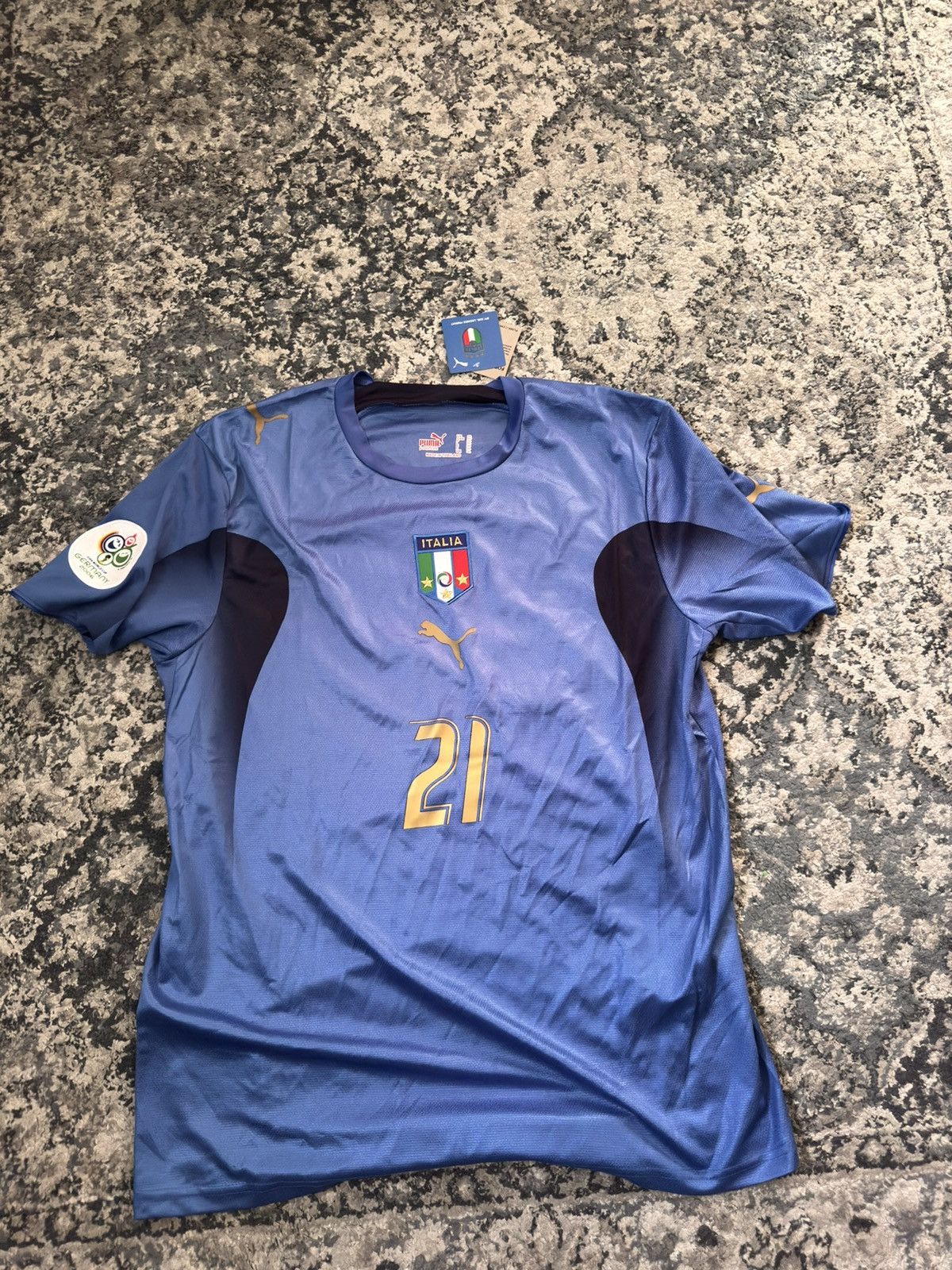 Puma Vintage "Pirlo" Italia jersey Size US L / EU 52-54 / 3 - 1 Thumbnail