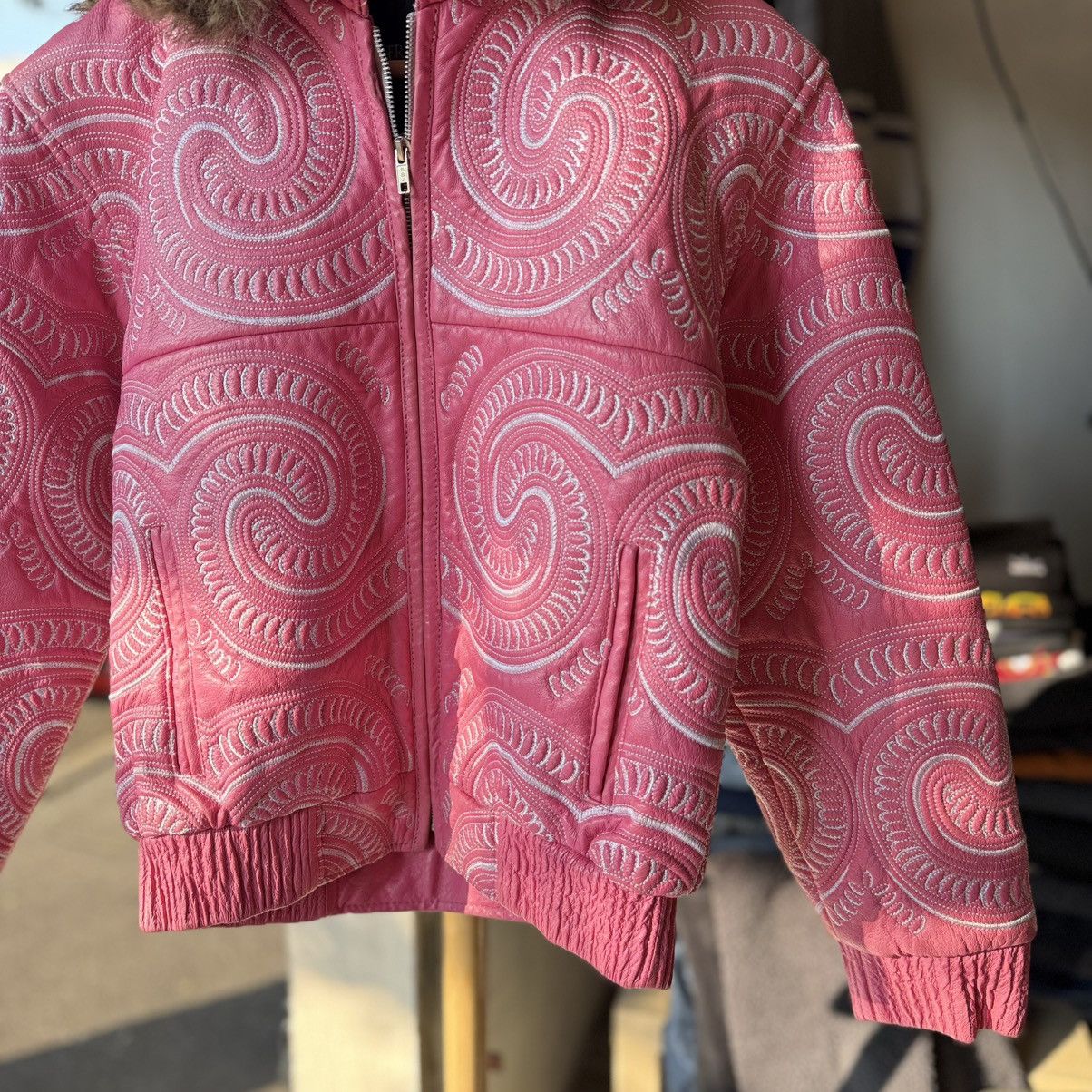 Other Vintage 1990s Leather Embroidered Pink Bomber Jacket Size M / US 6-8 / IT 42-44 - 4 Thumbnail