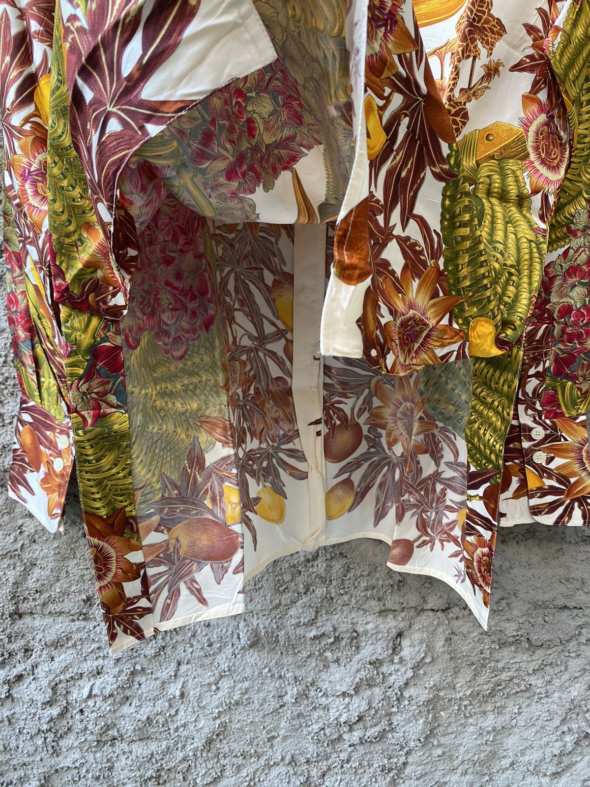 Hermes Vintage Hermes "Passiflores" Silk Shirt Size US M / EU 48-50 / 2 - 9 Thumbnail