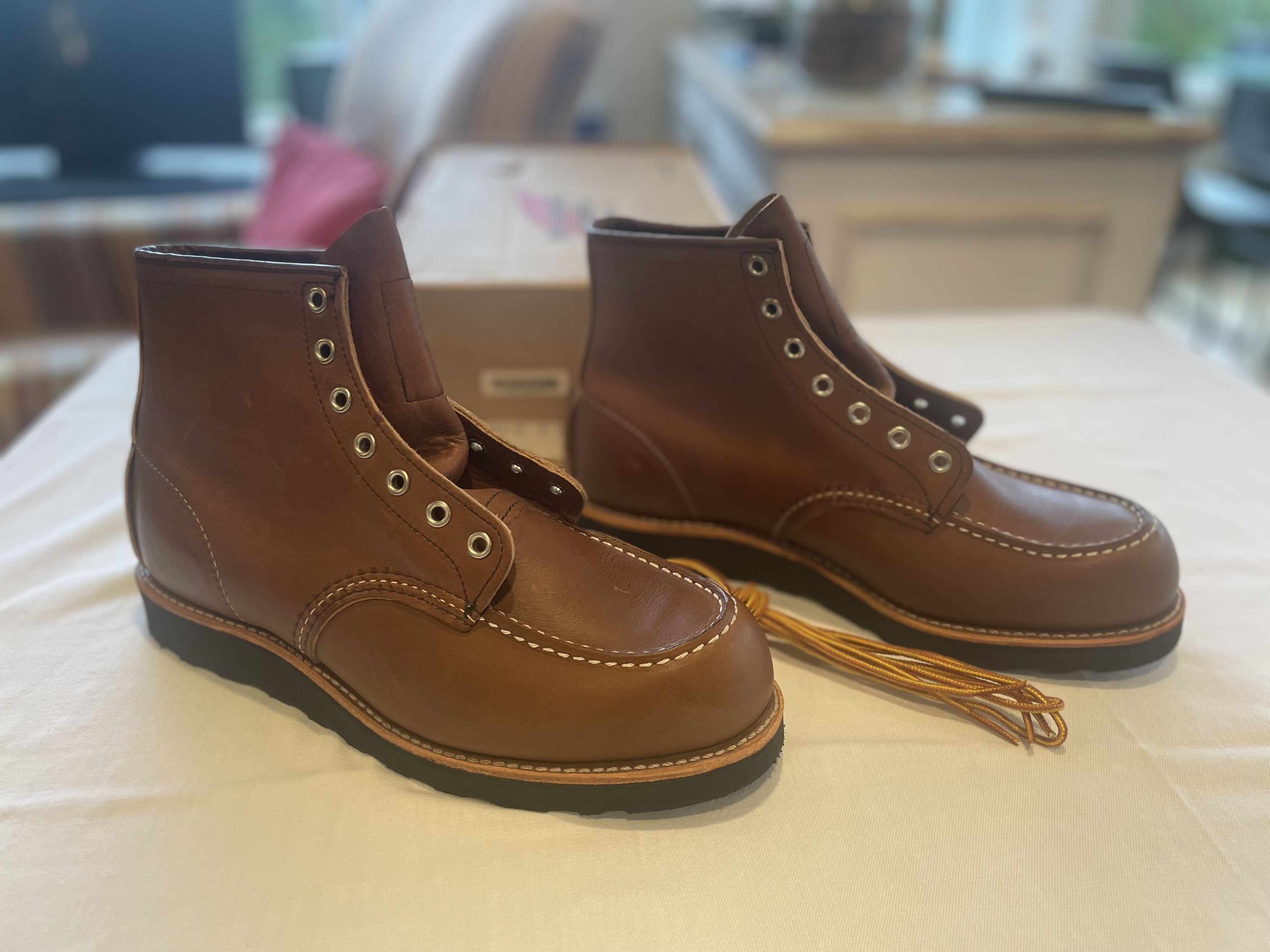 image of Red Wing 8852, Velva Moc Shoes, Men's (Size 9.5)