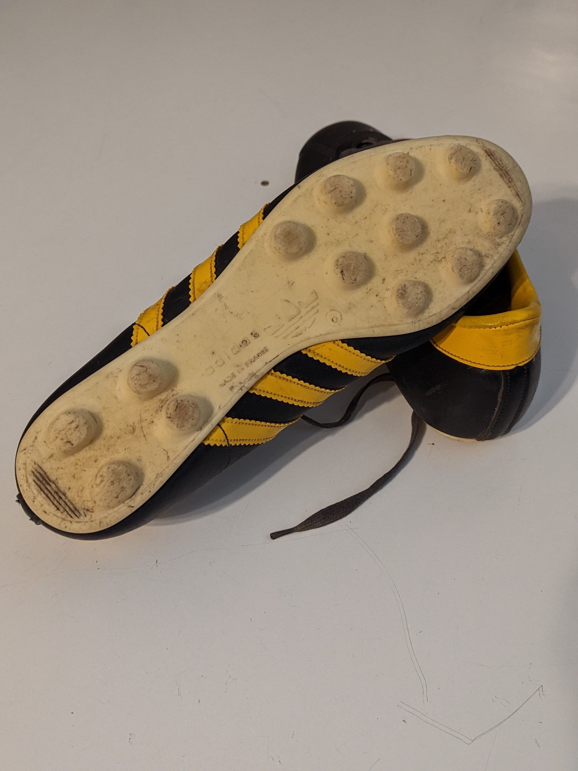 Adidas : Adidas Vintage Football Boots Black Yellow Made in France Size US 6.5 / EU 39-40 - 8 Thumbnail