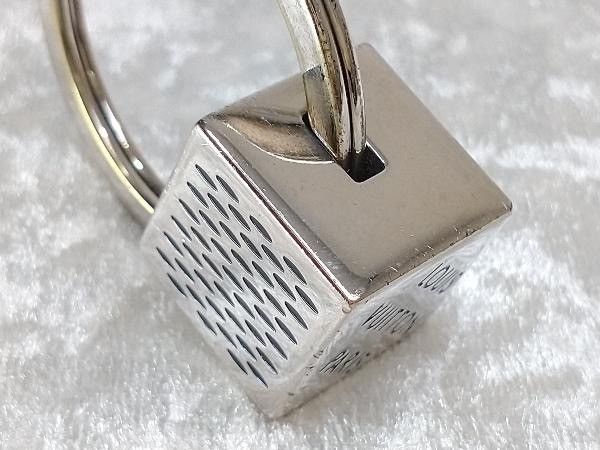 Louis Vuitton LOUIS VUITTON - Key Ring Damier Cube Size ONE SIZE - 4 Thumbnail