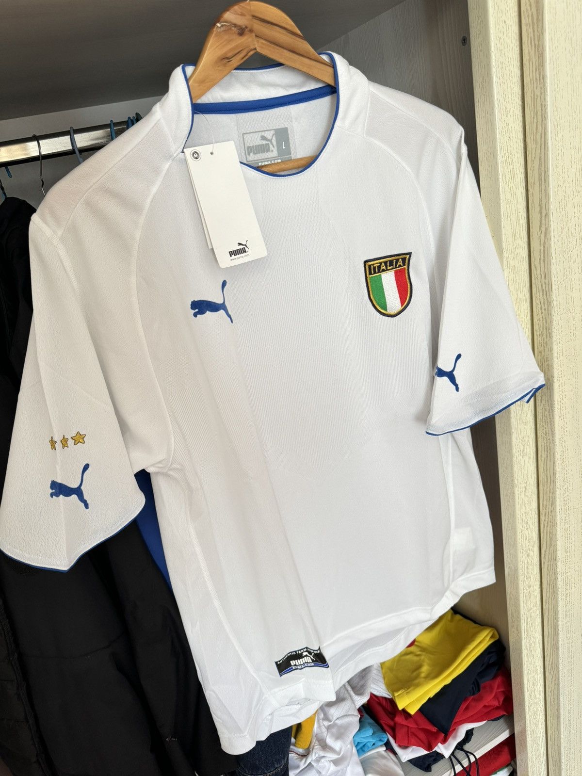 Puma × Vintage Vintage Italy 2003-2004 Away Soccer Jersey Football Shirt Size US L / EU 52-54 / 3 - 3 Thumbnail