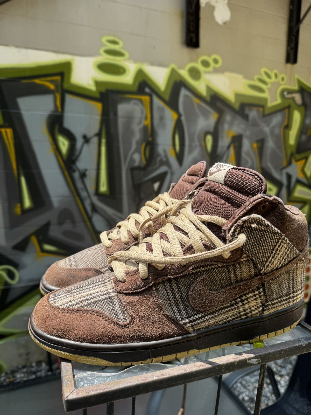 Nike Nike dunk “tweed” 2004 Size US 10 / EU 43 - 2 Thumbnail