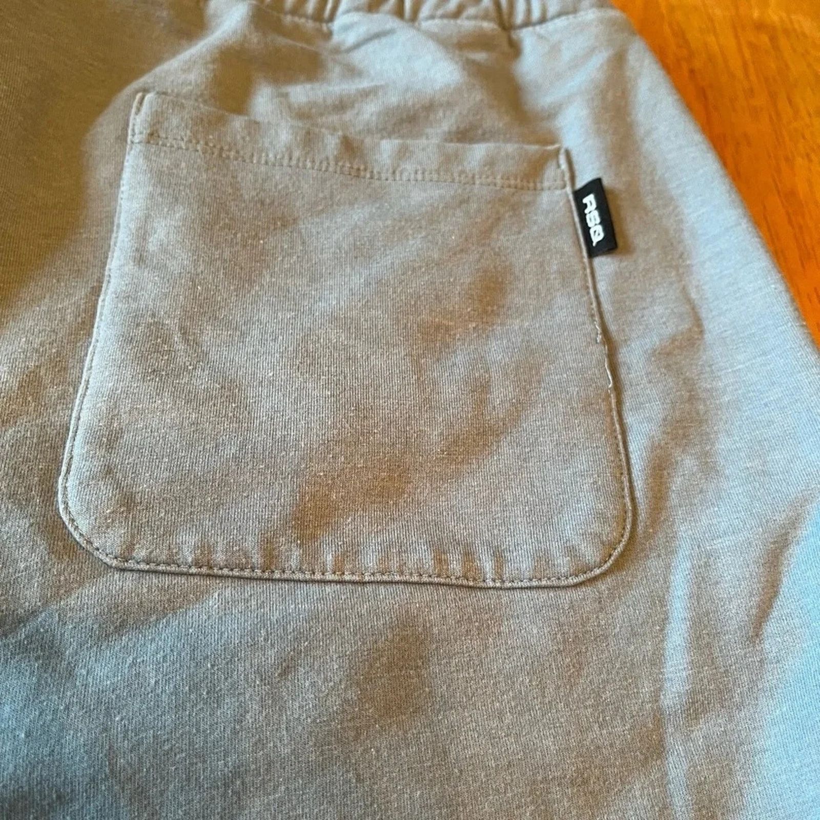Rsq RSQ Joggers in light green, size Large. Size 32" / US 10 / IT 46 - 2 Thumbnail