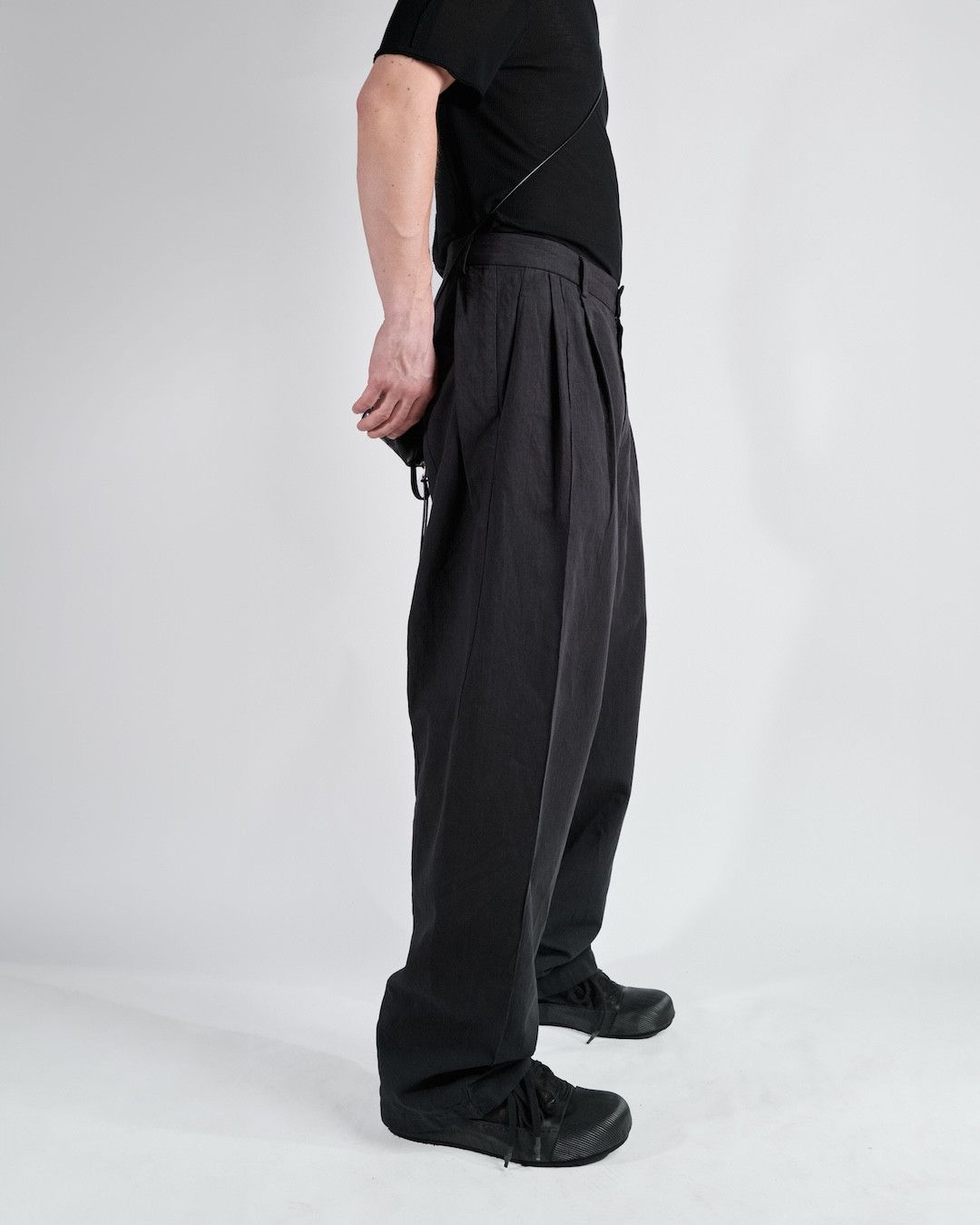 Other NKTRMNV PLEATED TEXTURED PANTS Size US 32 / EU 48 - 8 Thumbnail