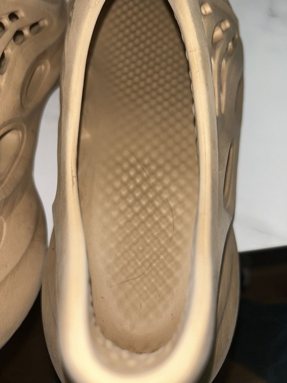 Yeezy yeezy foamrunner ochre Size US 12 / EU 45 - 6 Thumbnail