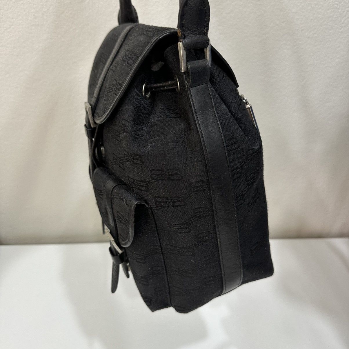 Balenciaga ‼️LD‼️ BALENCIAGA PARIS BB MONOGRAM DRAWSTRING SHOULDER BAG Size ONE SIZE - 6 Thumbnail