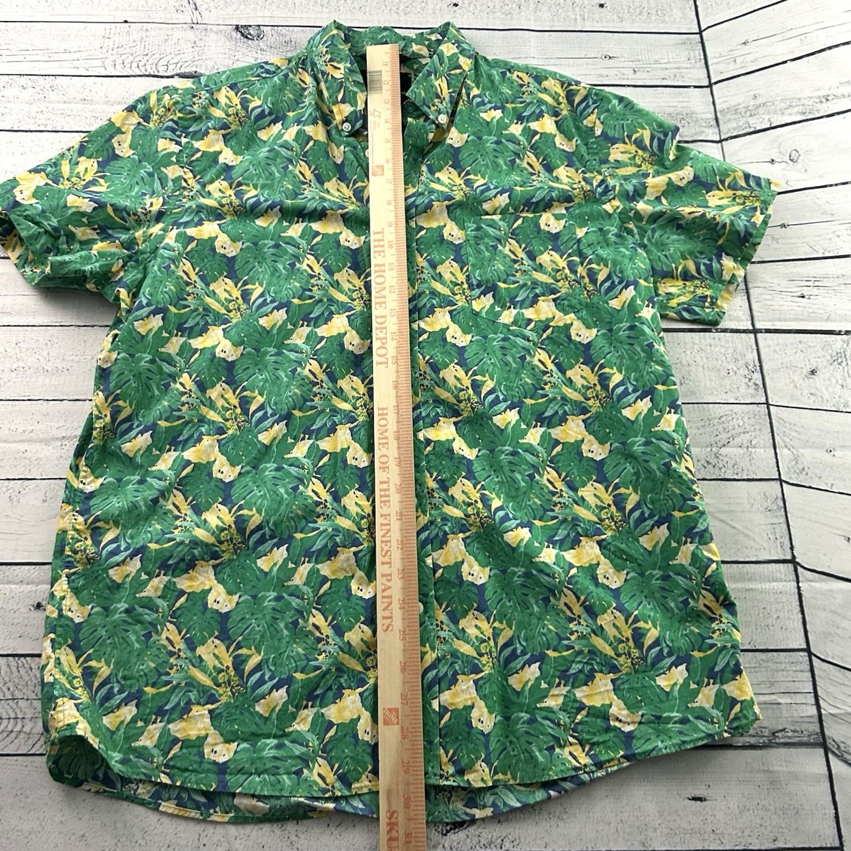 Vintage 1901 Trim Fairview Floral Hawaiian Button-Up Short Sleeve Shirt XL Men Green 1901 Hawaiian Shirt Mens XL Floral Button Front Short Sleeve Size US XL / EU 56 / 4 - 3 Thumbnail