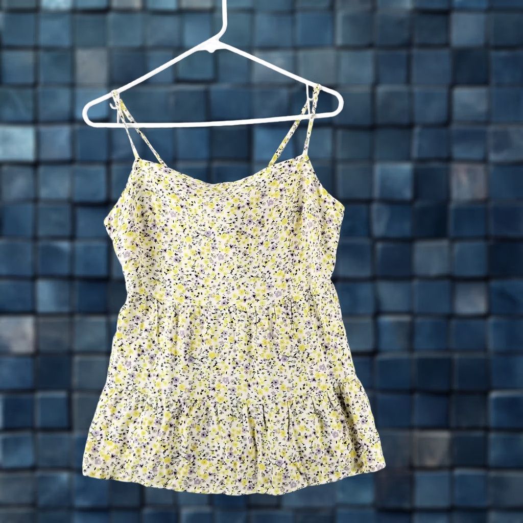 Vintage Daisy & Delilah Tank Top Women Medium Yellow Floral Print Sleeveless Tie NWT Top Daisy & Delilah Tank Womens M Yellow Floral Shirt? Size M / US 6-8 / IT 42-44 - 1 Thumbnail