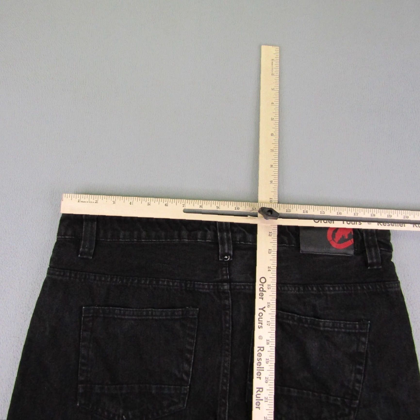 Ecko Unltd. VINTAGE Ecko Unltd Jeans Shorts Mens 36 Black Denim Rhino Logo Relaxed Fit Hip Hop Y2K Size US 38 / EU 54 - 6 Thumbnail