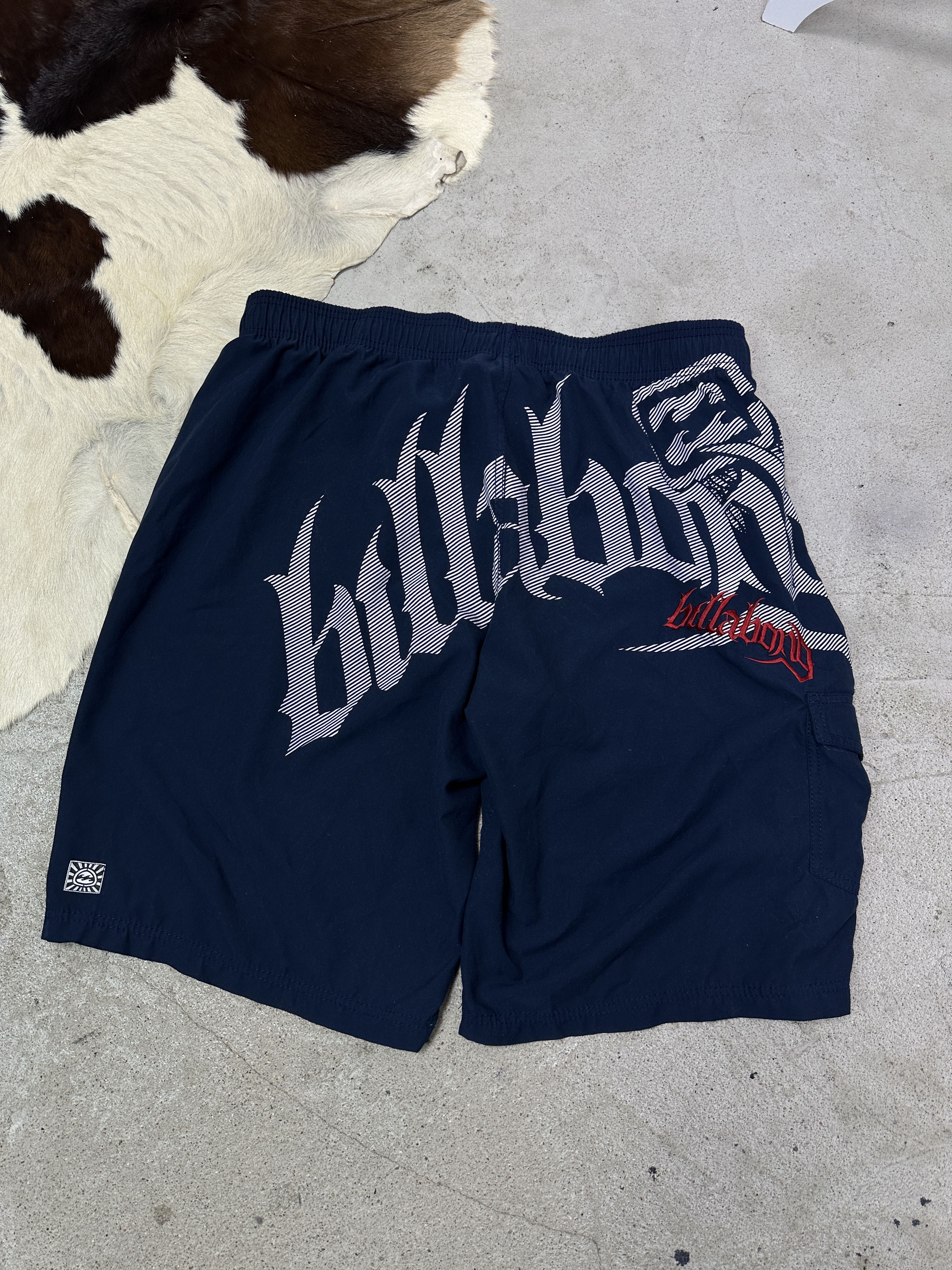Billabong Vintage Streetwear Skater Hip Hop Billabong Shorts Y2K Size US 37 - 1 Thumbnail