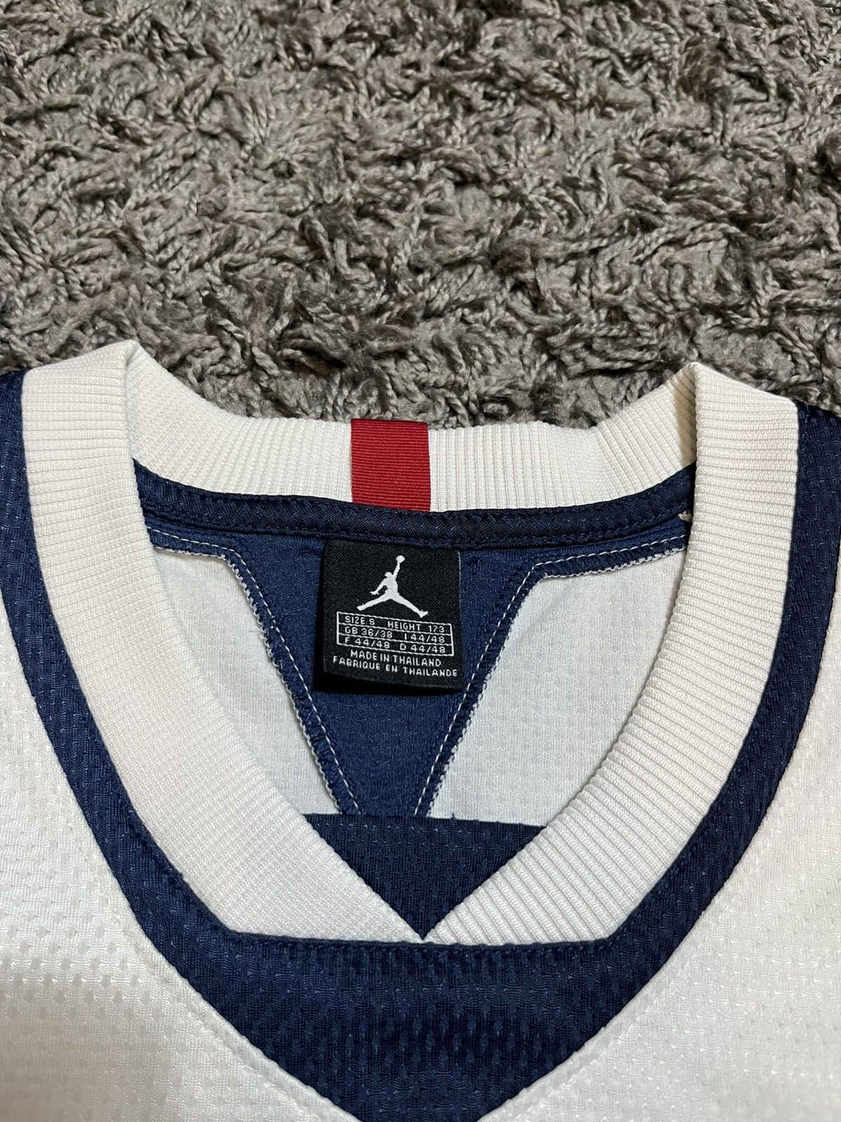 Jordan Brand JORDAN VINTAGE 00s BASKETBALL #23 JERSEY T-SHIRT Size US S / EU 44-46 / 1 - 3 Thumbnail