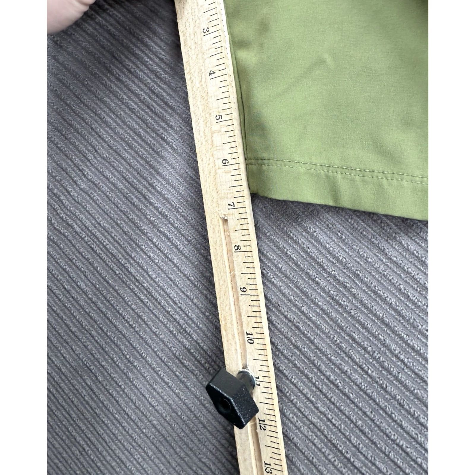 Fabletics Fabletics Men Short Athletic Green Small S Drawstring Pockets Gym Running 7 Inseam Size US 29 - 5 Thumbnail