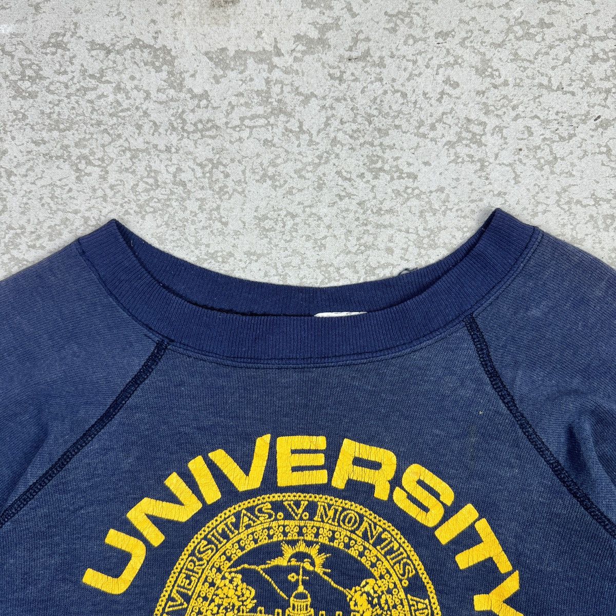 Vintage Vintage 70s University of Vermont Sweatshirt Size US XL / EU 56 / 4 - 4 Thumbnail