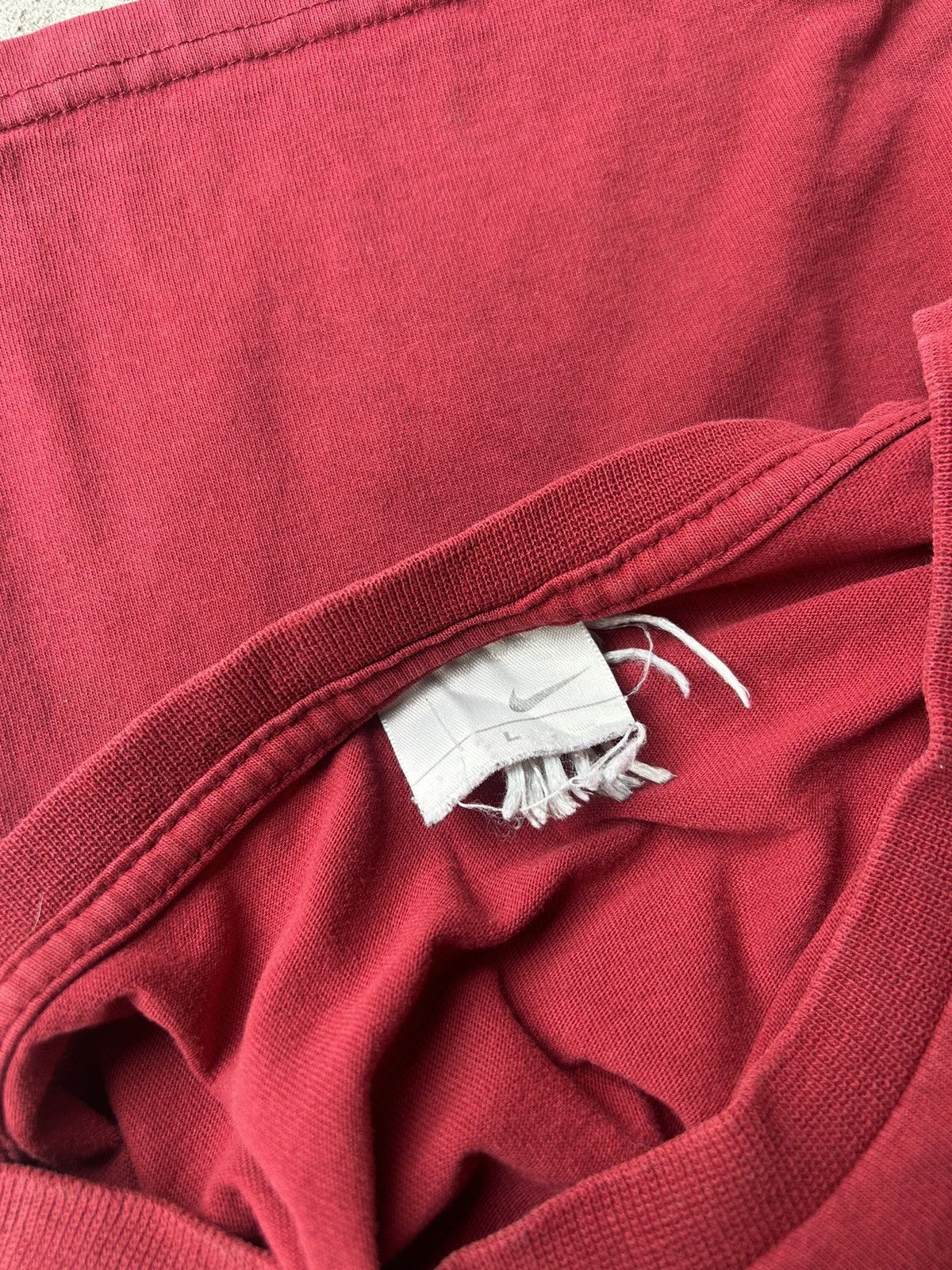 Nike Vintage Y2K Nike Shirt Size US L / EU 52-54 / 3 - 4 Thumbnail