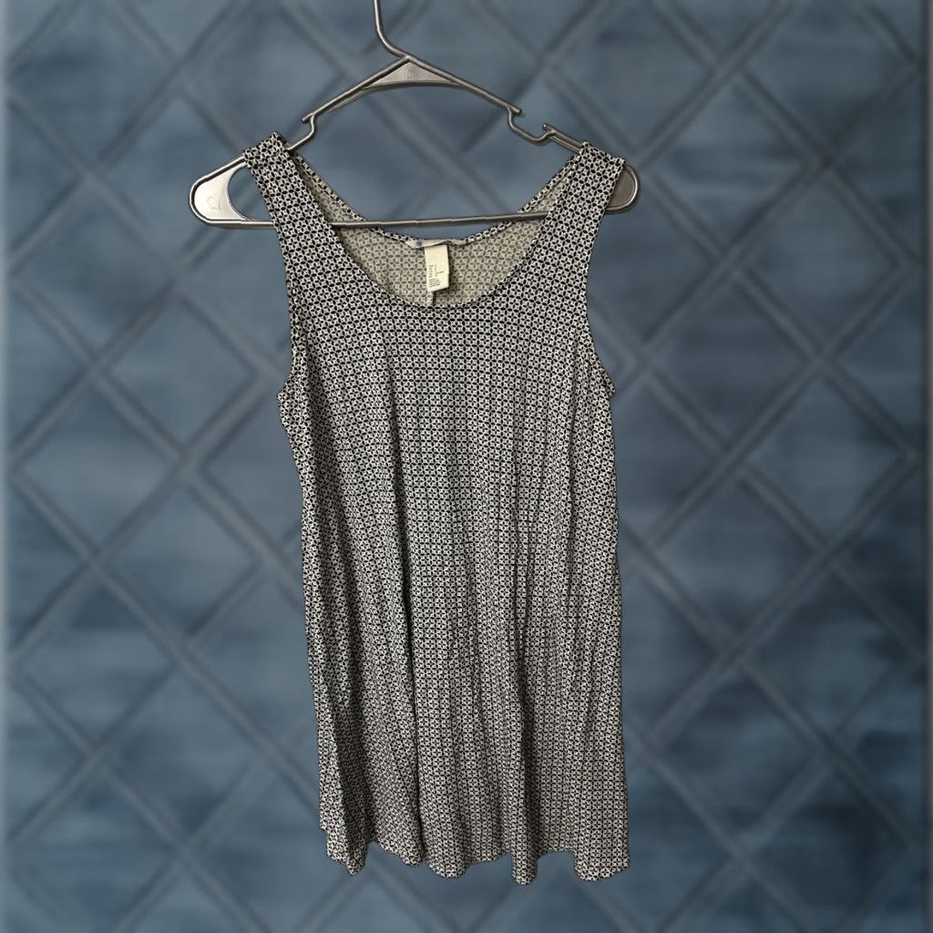 H&M H&M Womens Black/White Geometric Print Tank Top Dress Loose Fit Size Small Size S / US 4 / IT 40 - 1 Thumbnail