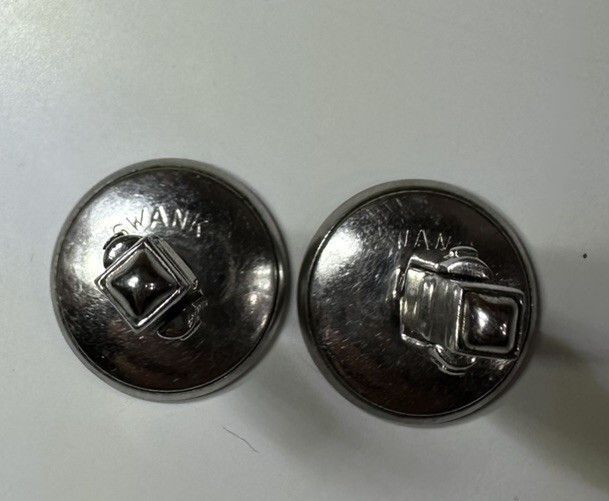 Lot Of Swank Vintage Mother Of Pearl Tuxedo Set & Tie Clip in White, Women's — image 6 of 6