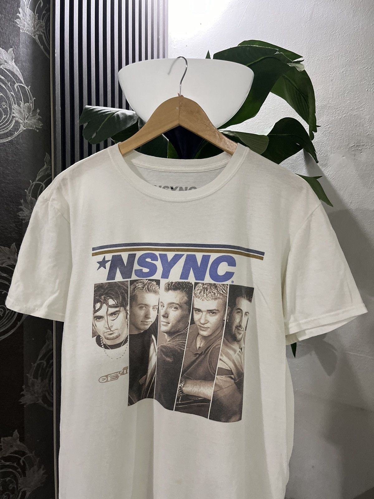 Band Tees Vtg Nsync Band Tee Size US L / EU 52-54 / 3 - 2 Thumbnail