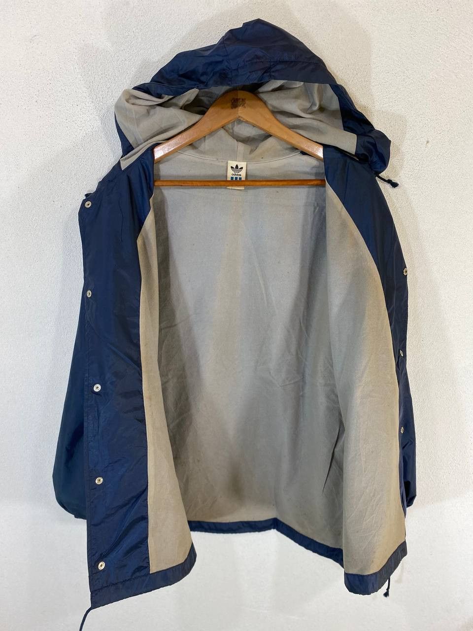 Adidas vintage adidas big logo back very nice design Size US L / EU 52-54 / 3 - 7 Thumbnail