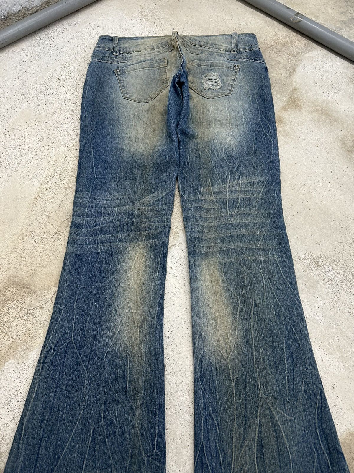 If Six Was Nine Flare Bongo Denim Japan Mud Washed Distress Emblishh Clawn Size US 31 - 11 Thumbnail