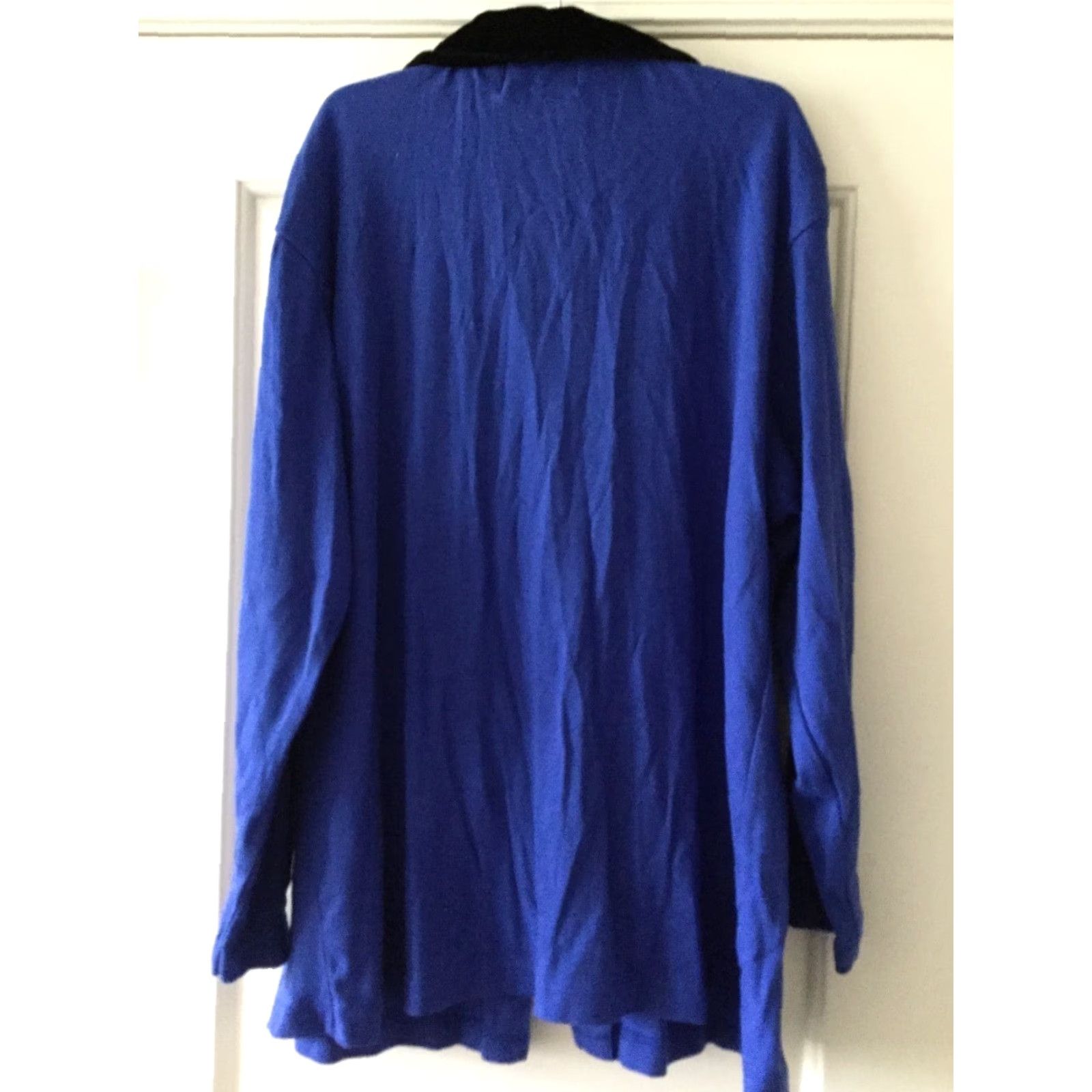 Vintage VINTAGE H M Abernathy Cardigan Sweater Women Regular Size X Blue with Black Collar Made in USA Size XL / US 12-14 / IT 48-50 - 3 Thumbnail
