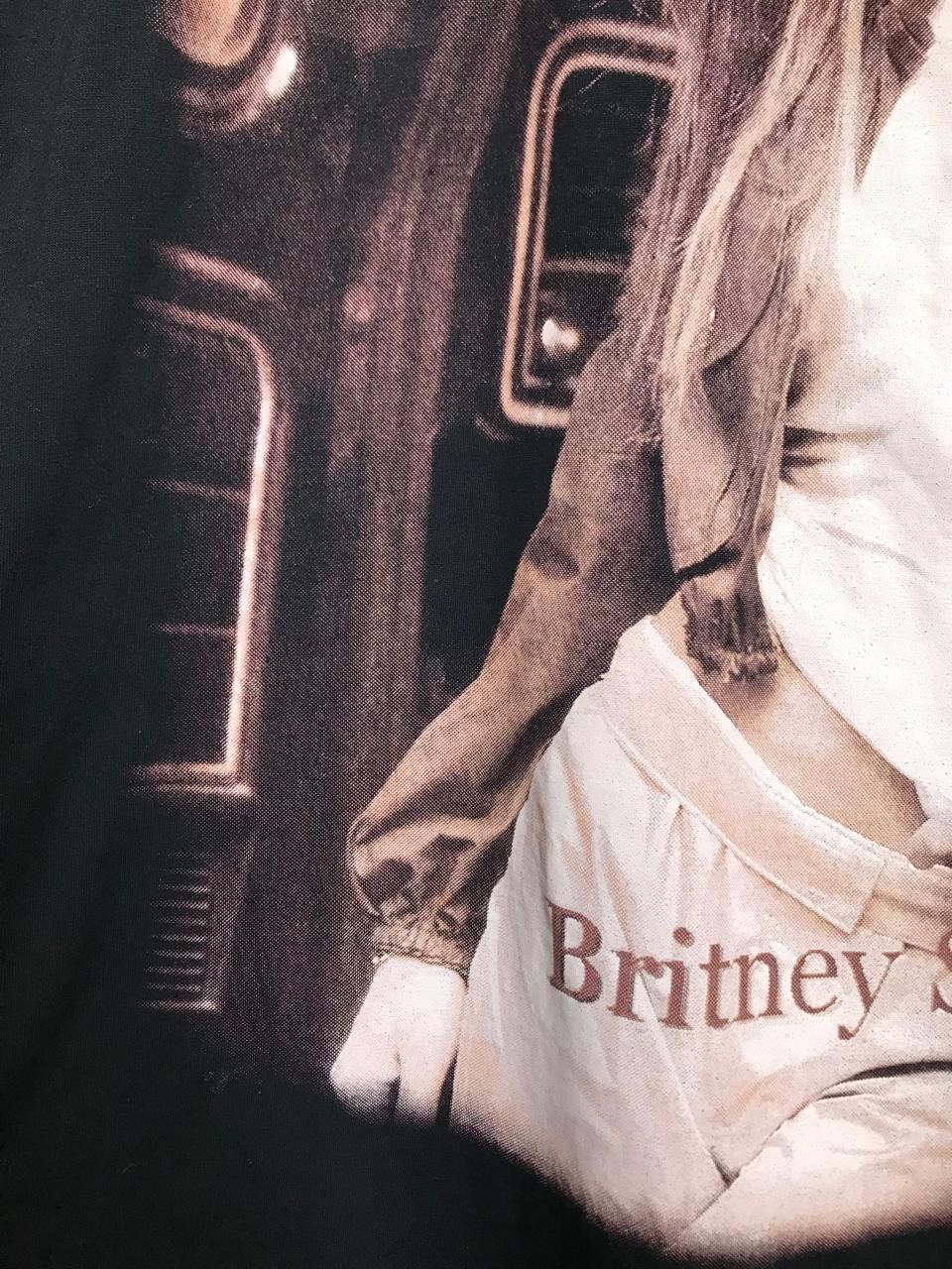 Band Tees Vintage Britney Spears Moving Blue 00s T Shirt Size US L / EU 52-54 / 3 - 3 Thumbnail
