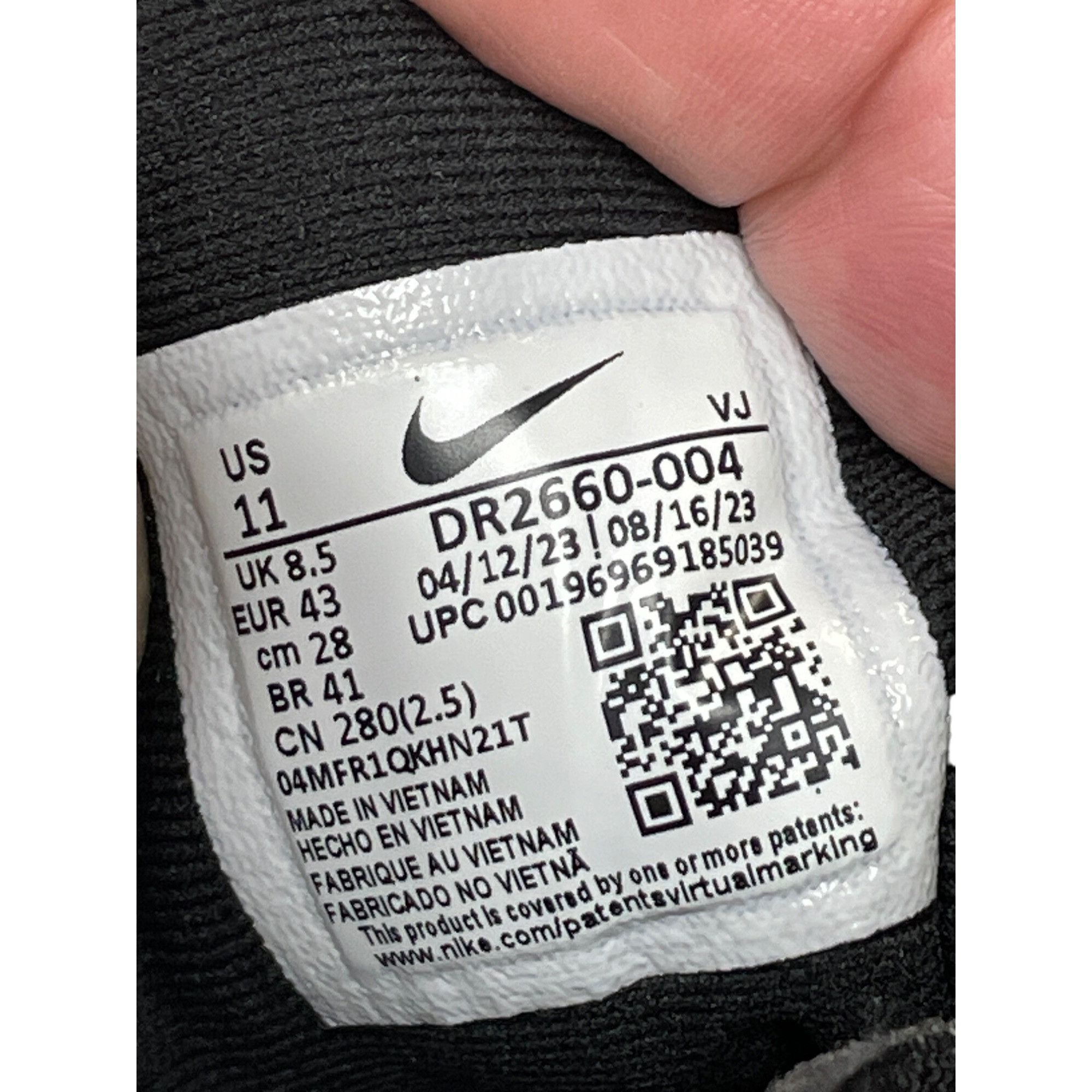 Nike Nike Invincible 3 Womans Black Gray Running Sneakers Sz 11 S Size US 11 / IT 41 - 6 Thumbnail