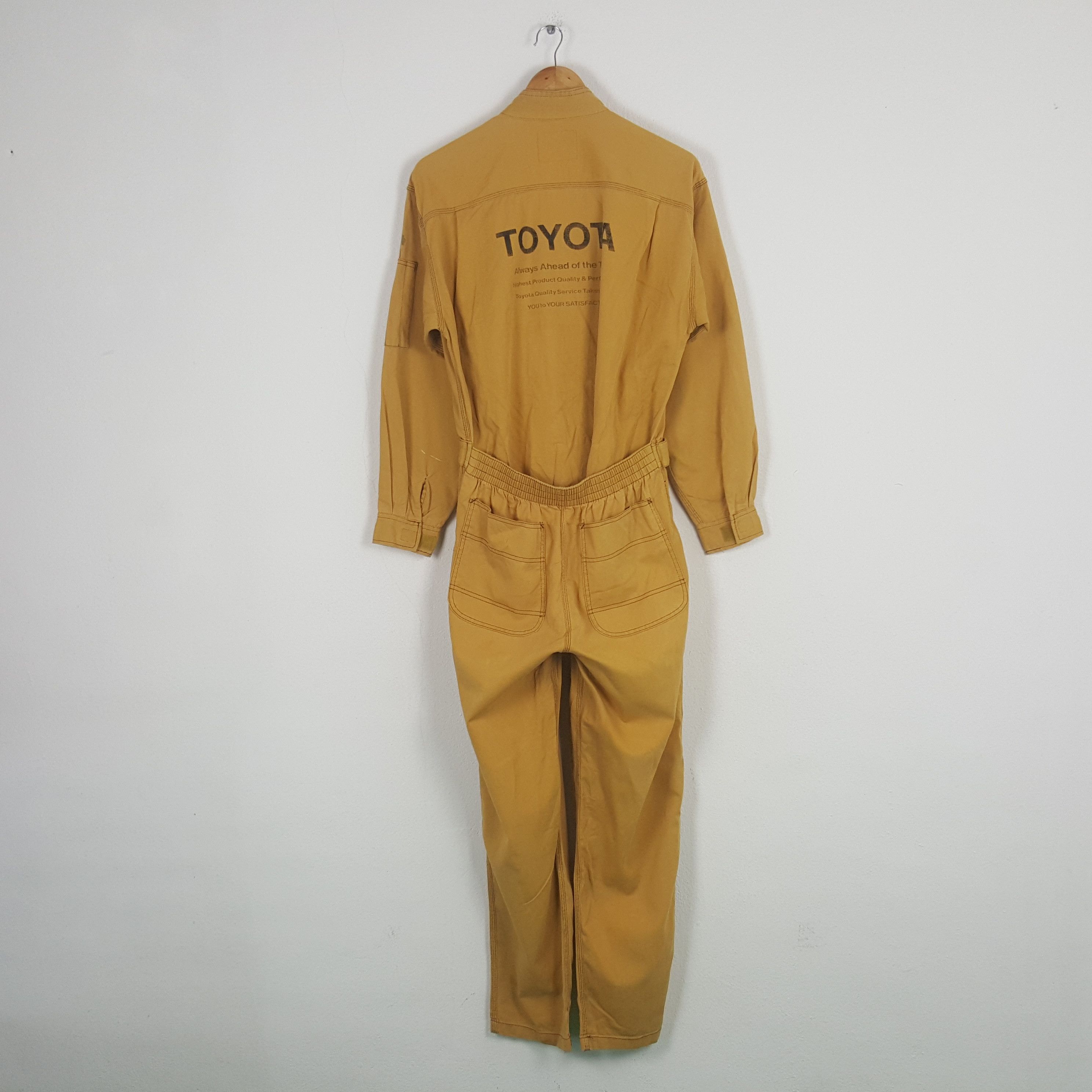 Japanese Brand Vintage Toyota Japanese Racing Worker Coverall Jacket RR17 Size US S / EU 44-46 / 1 - 1 Thumbnail