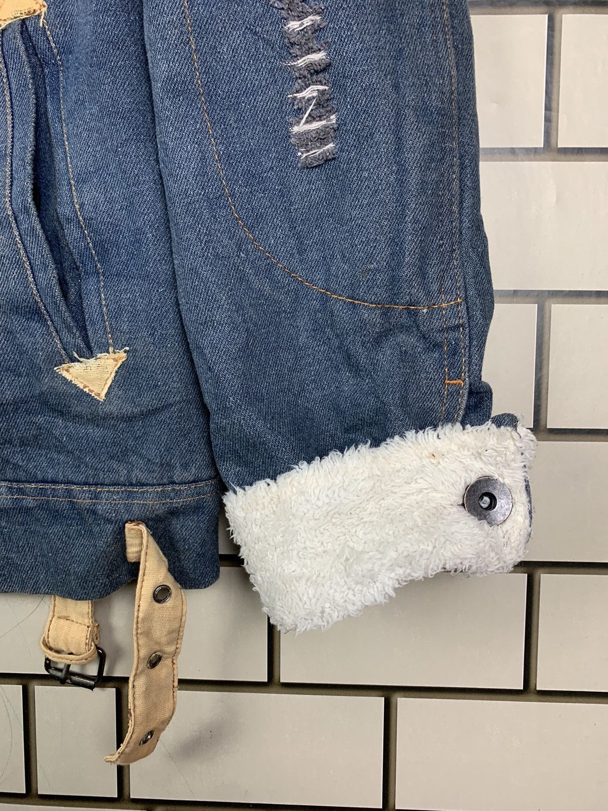 Japanese Brand × Vintage Vintage Japanese Brand Fashion Distressed Denim Jacket Size US L / EU 52-54 / 3 - 8 Thumbnail