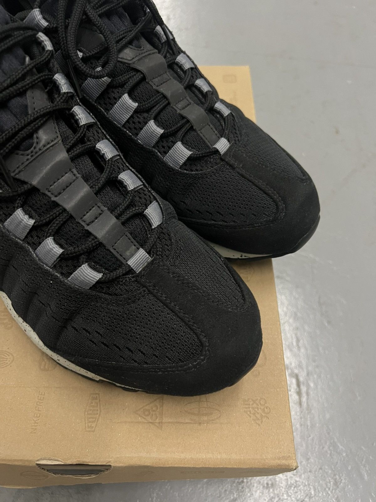 Nike Nike Air Max 95 Em Honolulu Size US 10.5 / EU 43-44 - 13 Thumbnail