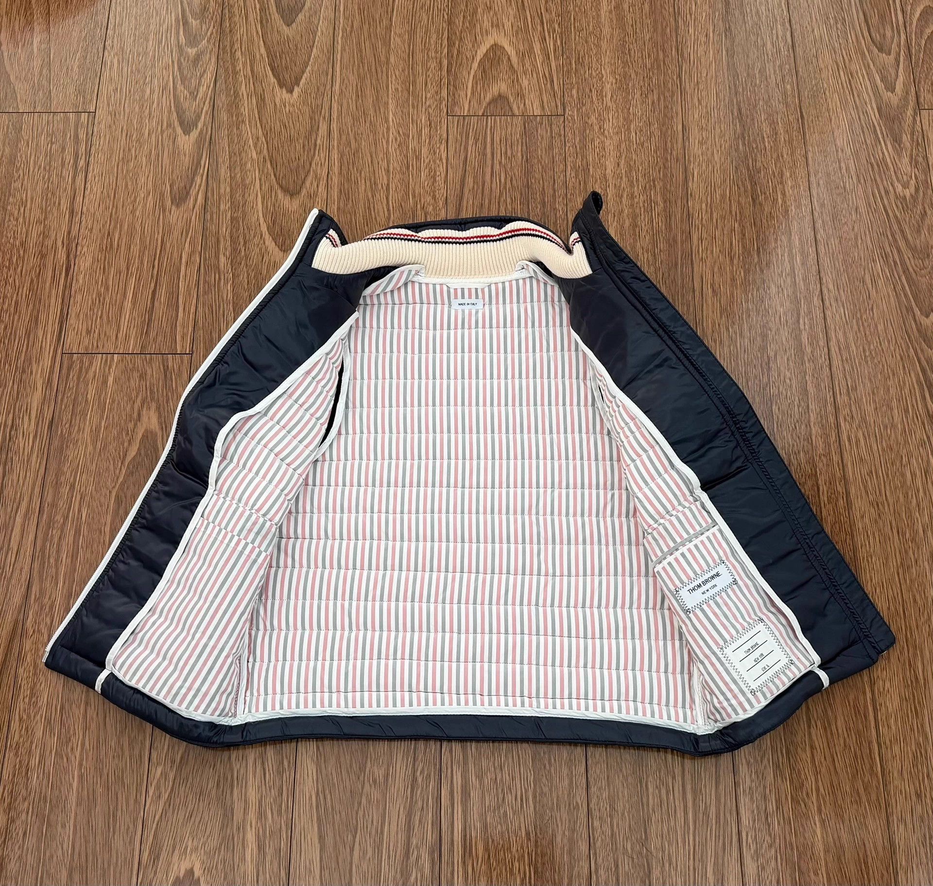 Thom Browne Thom Browne Women's 4-Bar Stripe Down Vest Italian 36 Size XS / US 0-2 / IT 36-38 - 3 Thumbnail