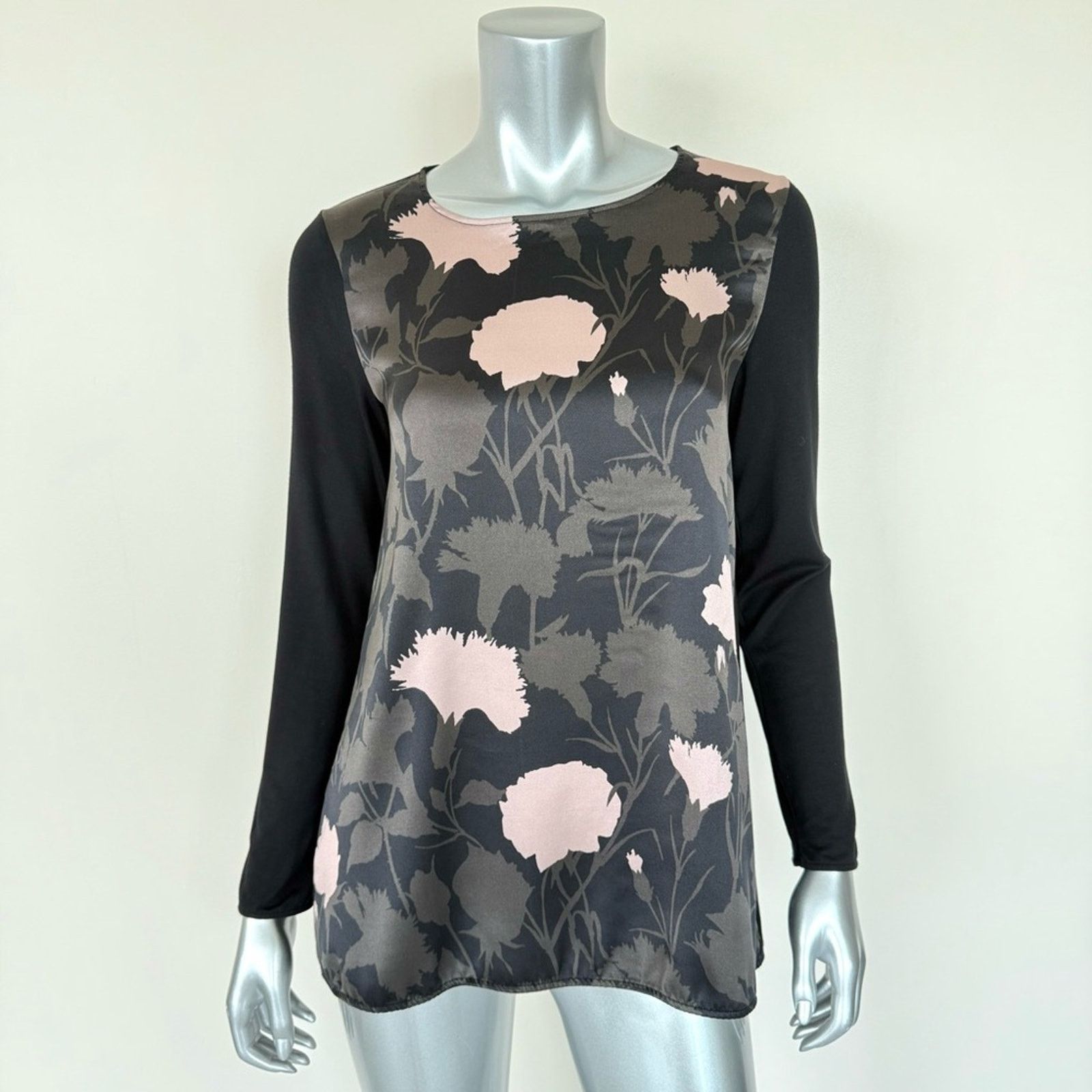 Other NWT!!! 1One women top size S Retail 381$ Size S / US 4 / IT 40 - 1 Thumbnail