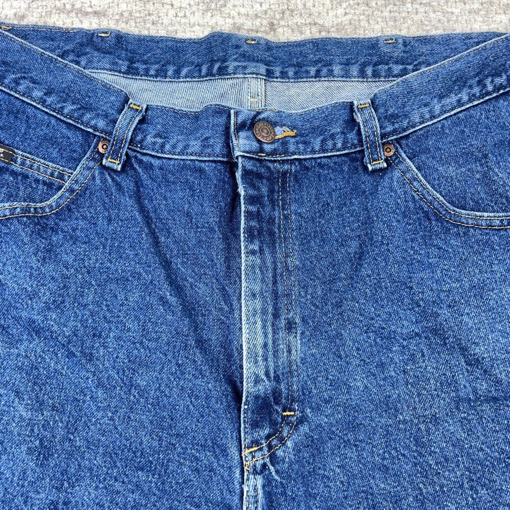 Lee VINTAGE Lee Shorts Mens 40 Denim Relaxed 5-Pocket Blue 90s Jeans Size US 40 / EU 56 - 3 Thumbnail