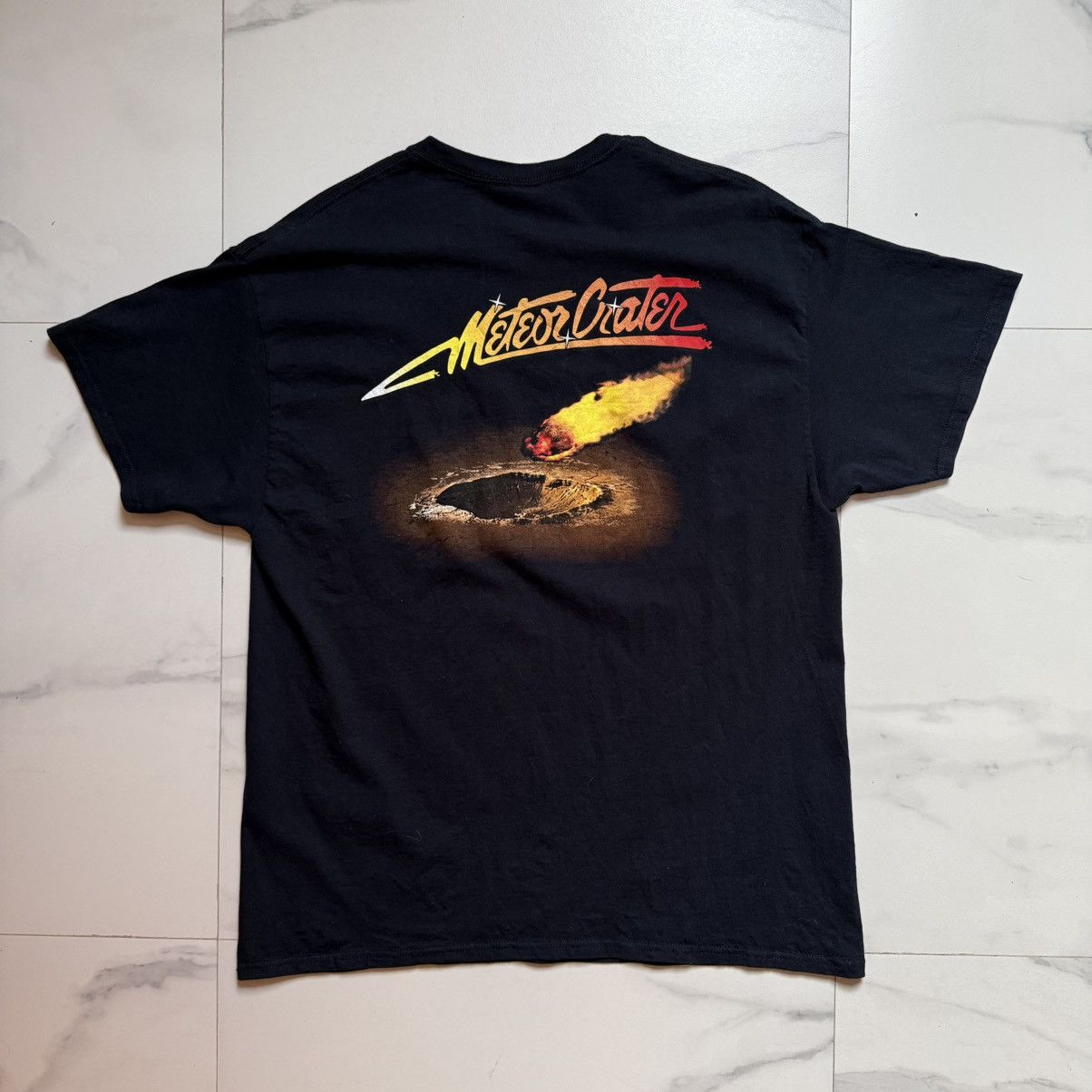 Vintage Vintage Y2K Meteor Crater Graphic Tee Size US XL / EU 56 / 4 - 3 Thumbnail