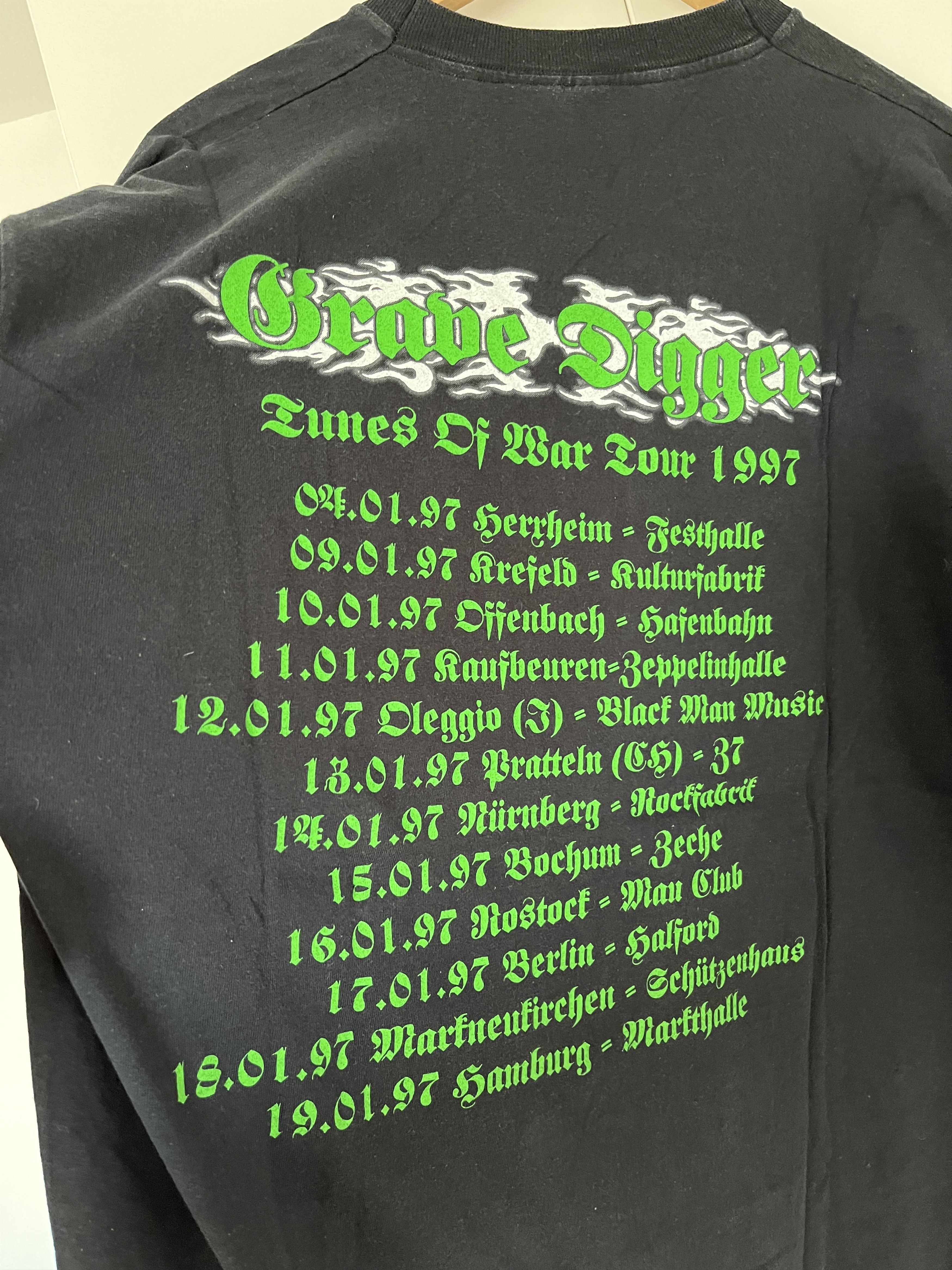 Vintage Rare 1997 Grave Digger Official Promo Tour T Shirt Size US XL / EU 56 / 4 - 4 Thumbnail