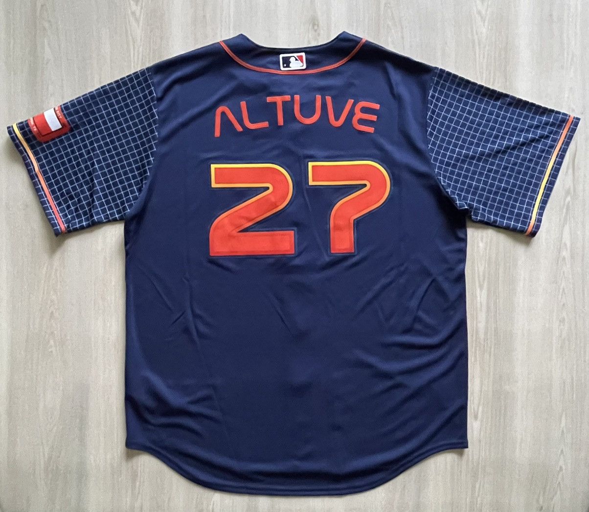 Nike NWT Nike Jose Altuve Houston Astros Space City Connect Sz L Size US L / EU 52-54 / 3 - 4 Thumbnail