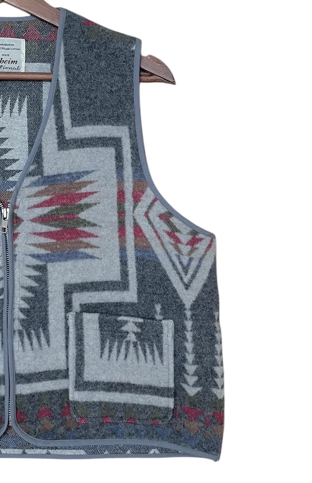 Japanese Brand × Vintage Vintage Japanese Brand Anaheim Navajo Vest 1990s Size US M / EU 48-50 / 2 - 4 Thumbnail