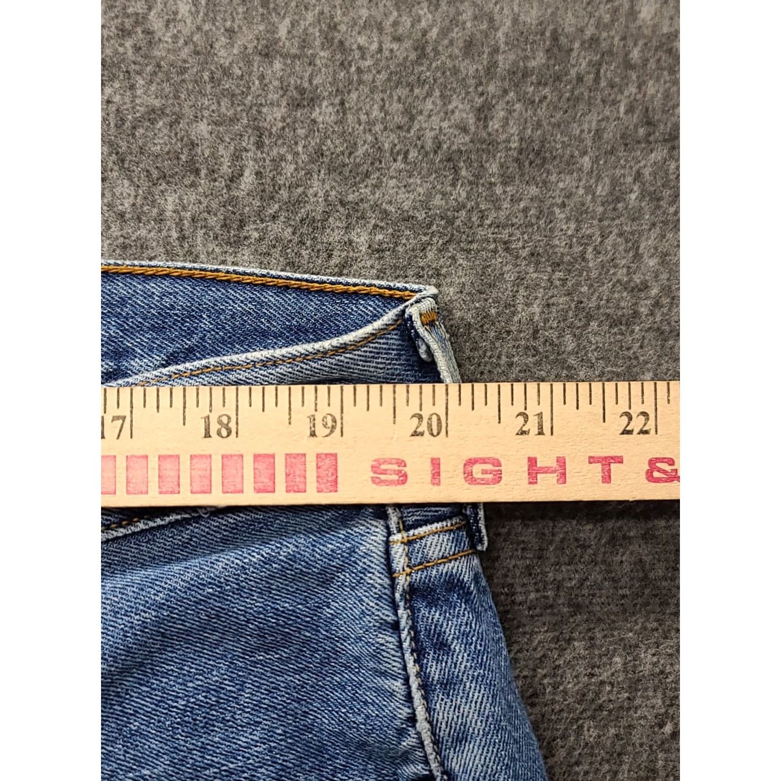 Levi's VINTAGE Levi's 501 XX Jeans Mens 40x32 Button Fly Regular Fit Straight Blue Denim Cotton 80s 90s USA Mens Size US 40 / EU 56 - 5 Thumbnail