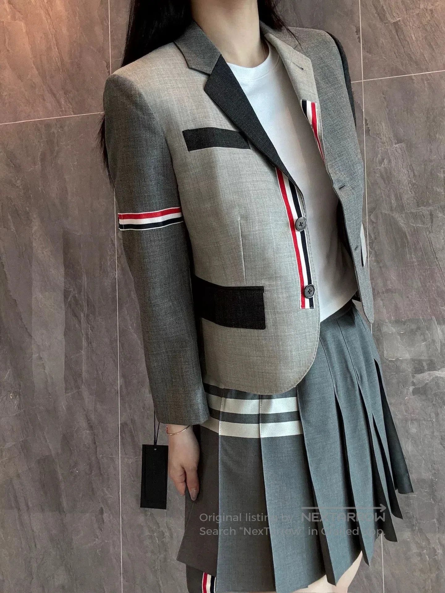 Thom Browne Thom Browne Women's Double Badge Colorblock Blazer. Size M / US 6-8 / IT 42-44 - 7 Thumbnail