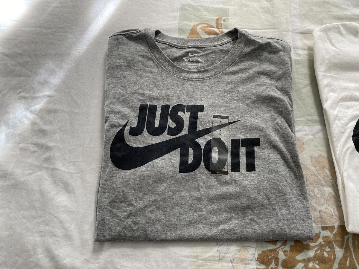 Nike 2 Nike Tee’s Size US L / EU 52-54 / 3 - 2 Thumbnail