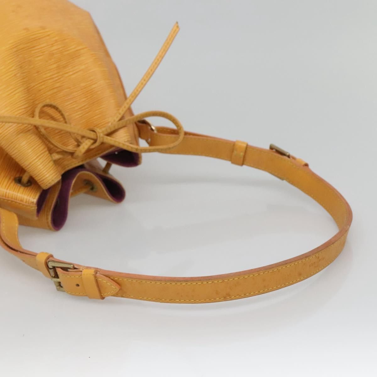 Louis Vuitton LOUIS VUITTON Epi Petit Noe Shoulder Bag Yellow M44109 Size ONE SIZE - 7 Thumbnail