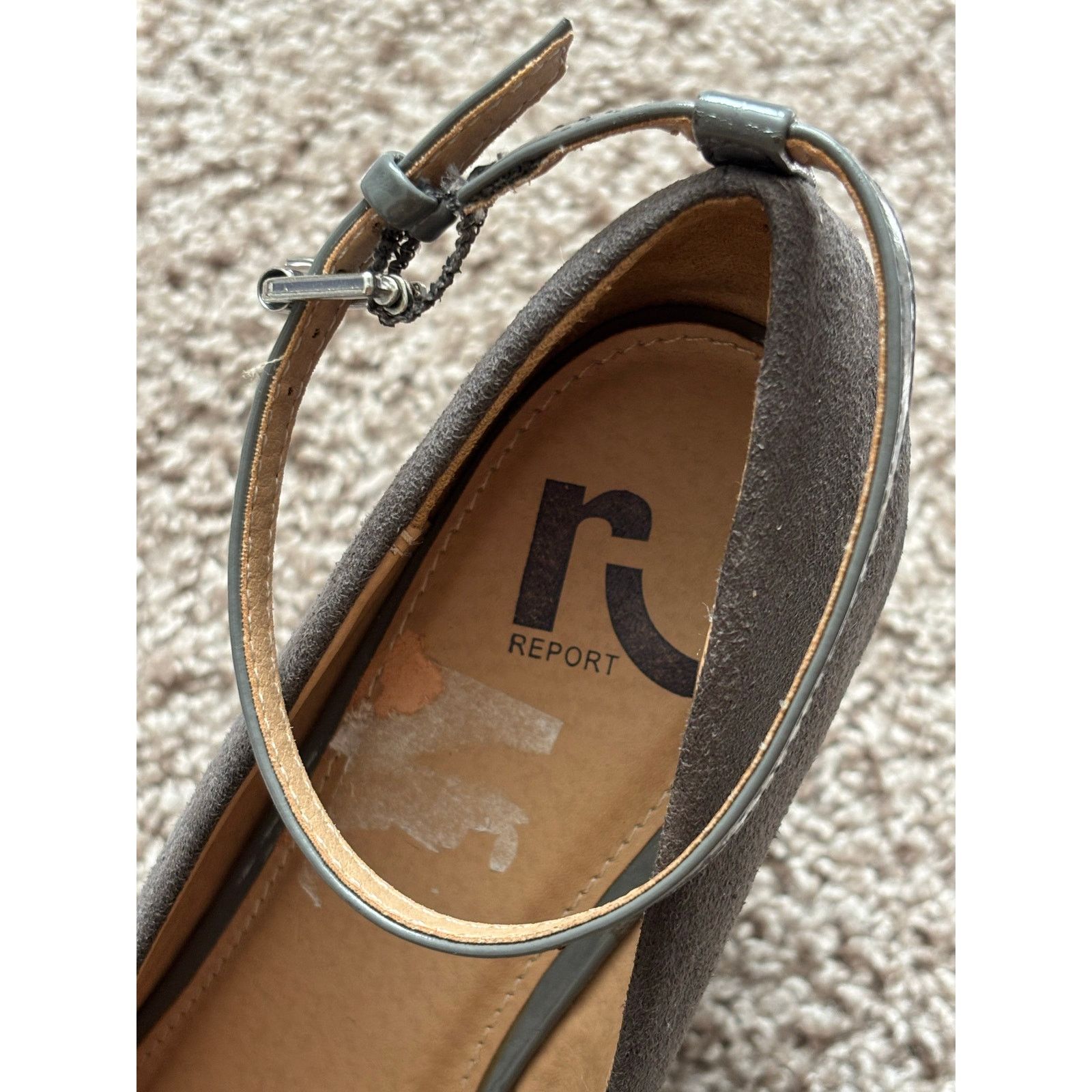 Report Collection Report Grey Wedge Heels Size 8 Size US 8 / IT 38 - 8 Thumbnail