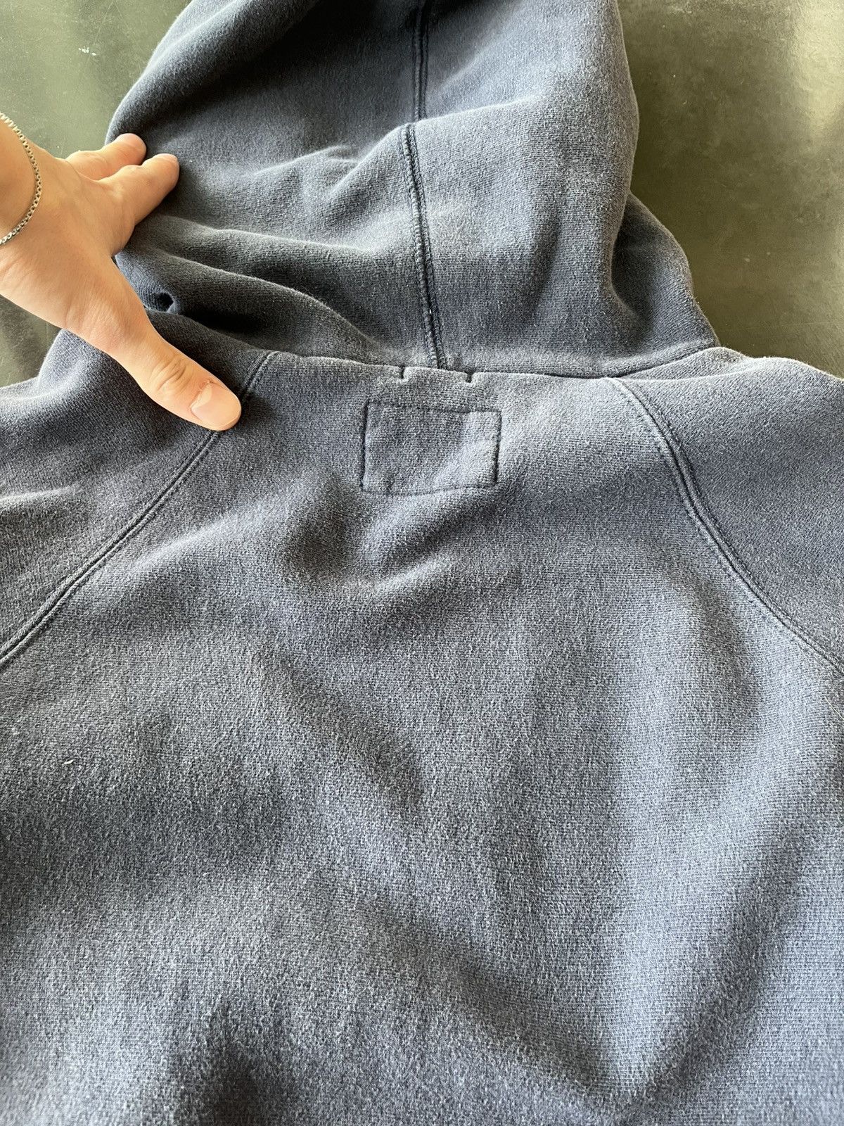 American Eagle Outfitters Vintage American Eagle Slim Fit Hoodie Navy Blue Size US S / EU 44-46 / 1 - 3 Thumbnail