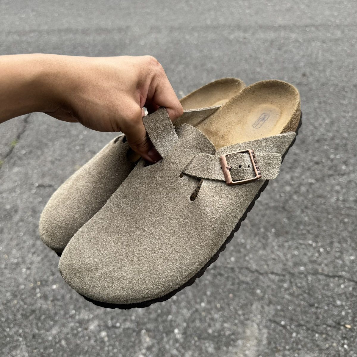 Birkenstock Birkenstock boston taupe suede clogs Size US 10 / EU 43 - 2 Thumbnail