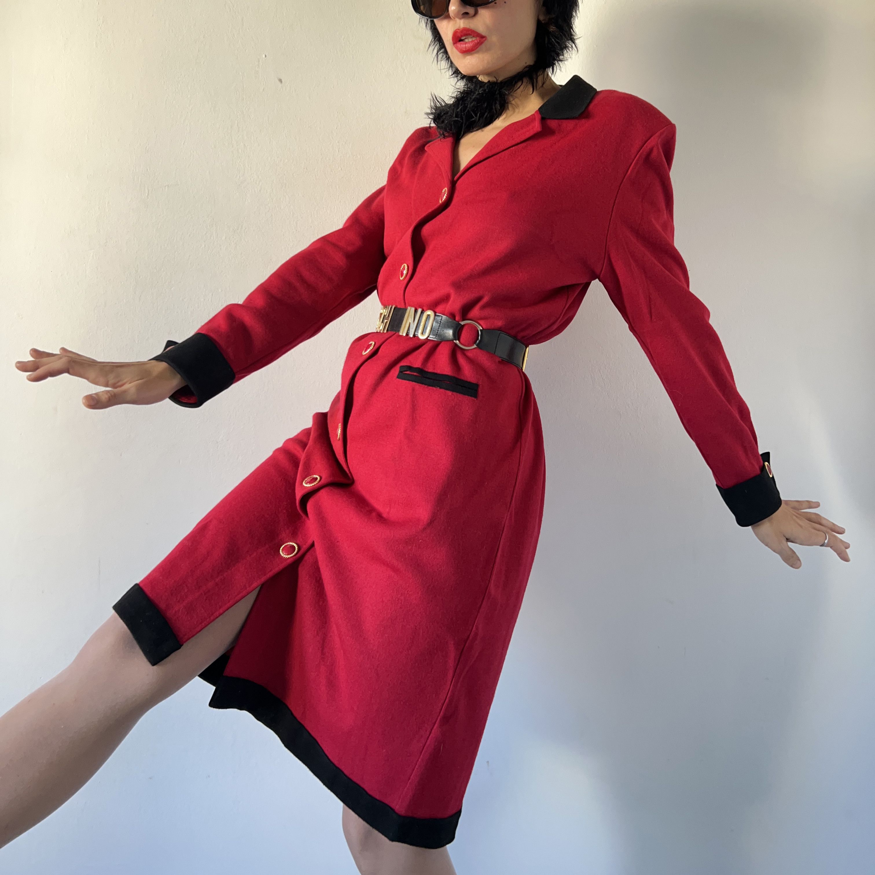 Vintage Vintage red wool shirt dress with black trim Size M / US 6-8 / IT 42-44 - 6 Thumbnail