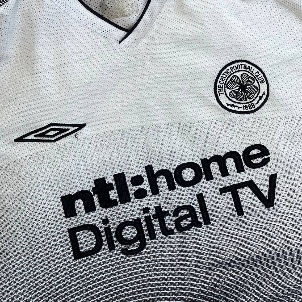 Other Umbro Celtic Glasgow 2002 Football Soccer Shirt Jersey Size US L / EU 52-54 / 3 - 4 Thumbnail